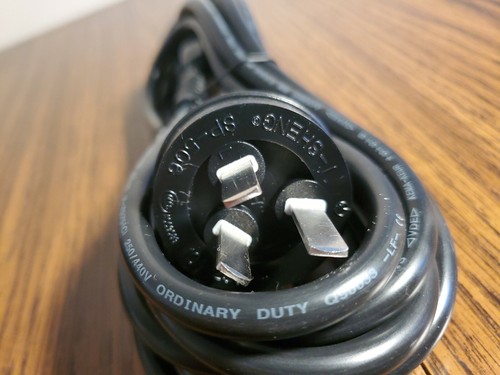 I-SHENG SP-506 10A 250V 3-Prong Power Cable - Picture 2 of 4