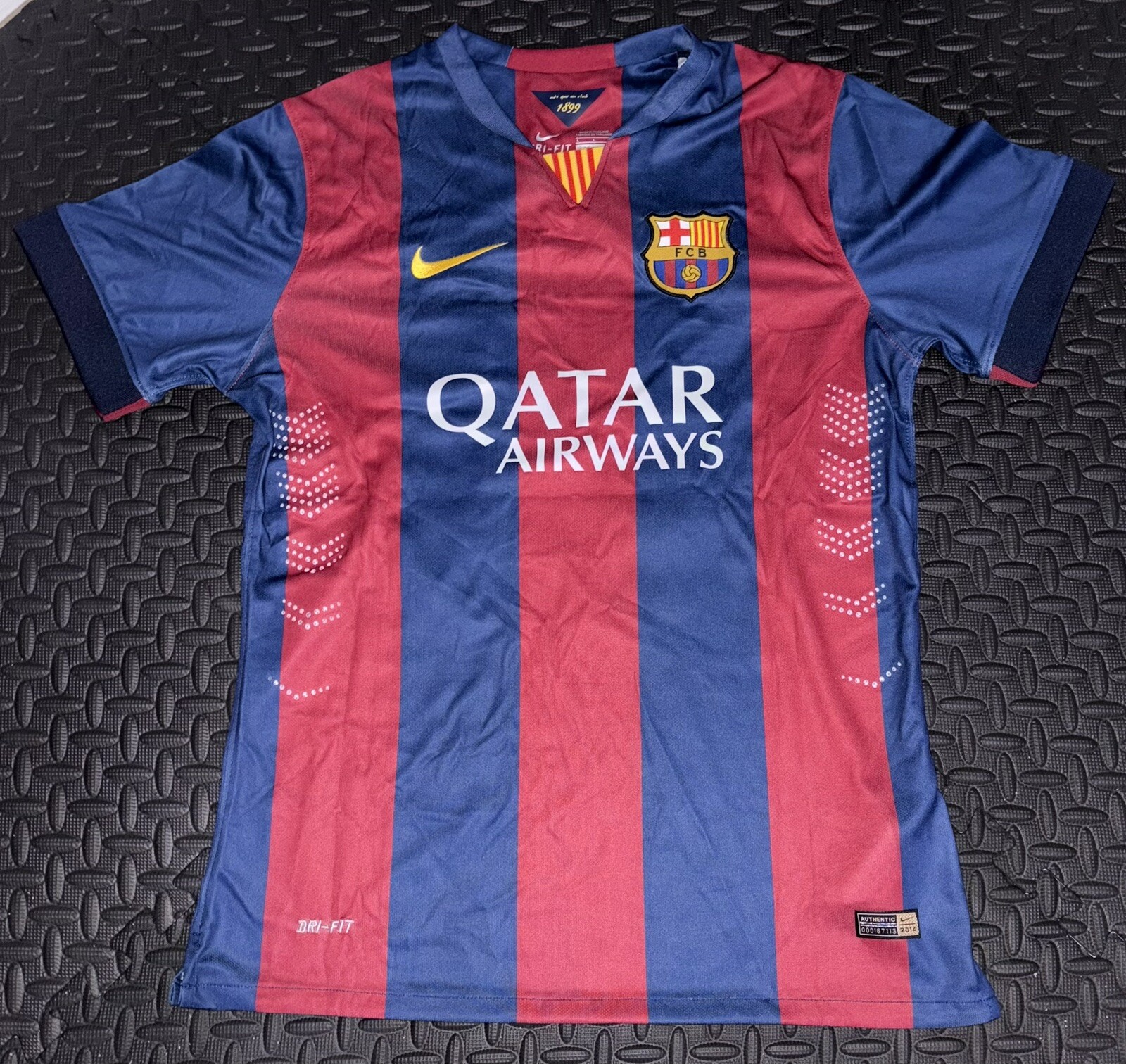 Large Retro Barcelona 2014/15 Messi #10 Home Jersey