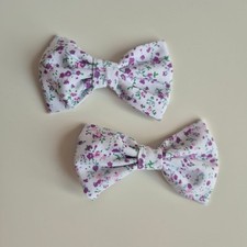 Lilac flower bows