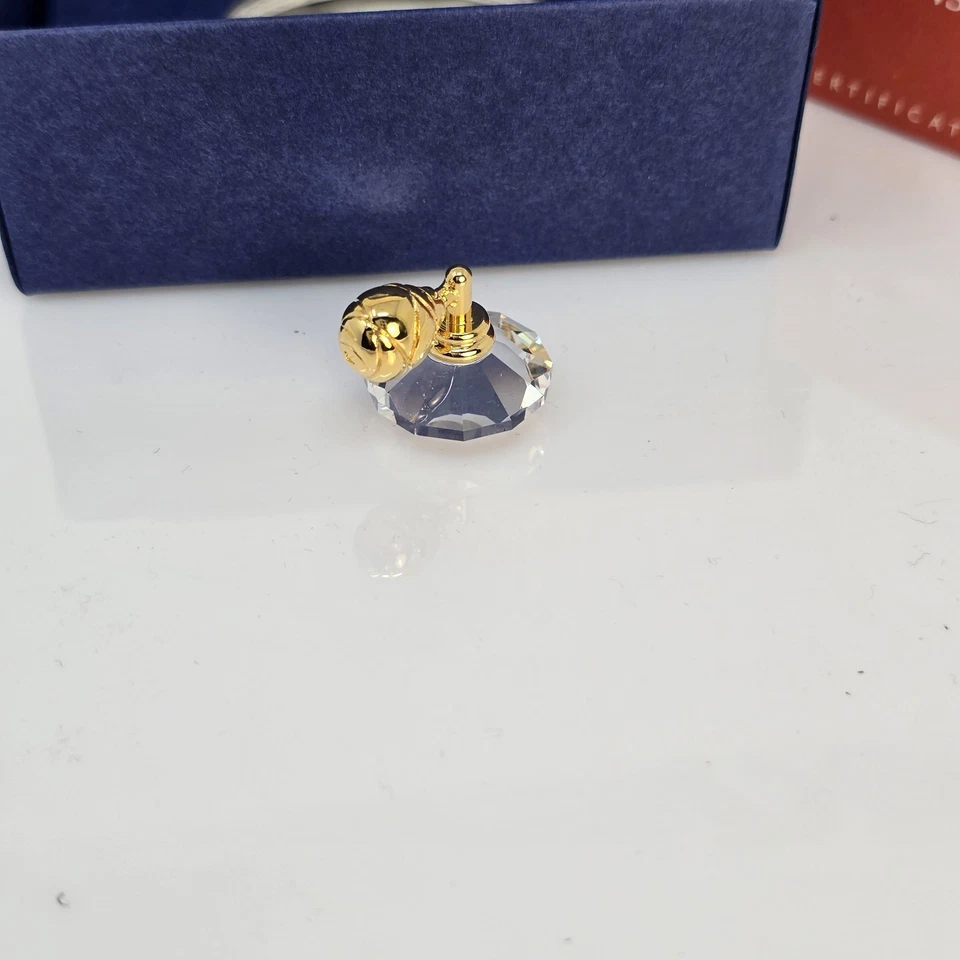 Botella de perfume atomizador llena de oro de 18 quilates Swarovski Crystal Memories con caja y certificado de autenticidad Foto 4 de 4