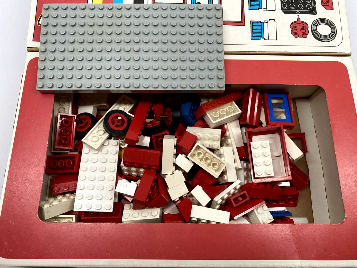 1973 LEGO Building Set 105 Vintage, Classic, Rare - May not be 
