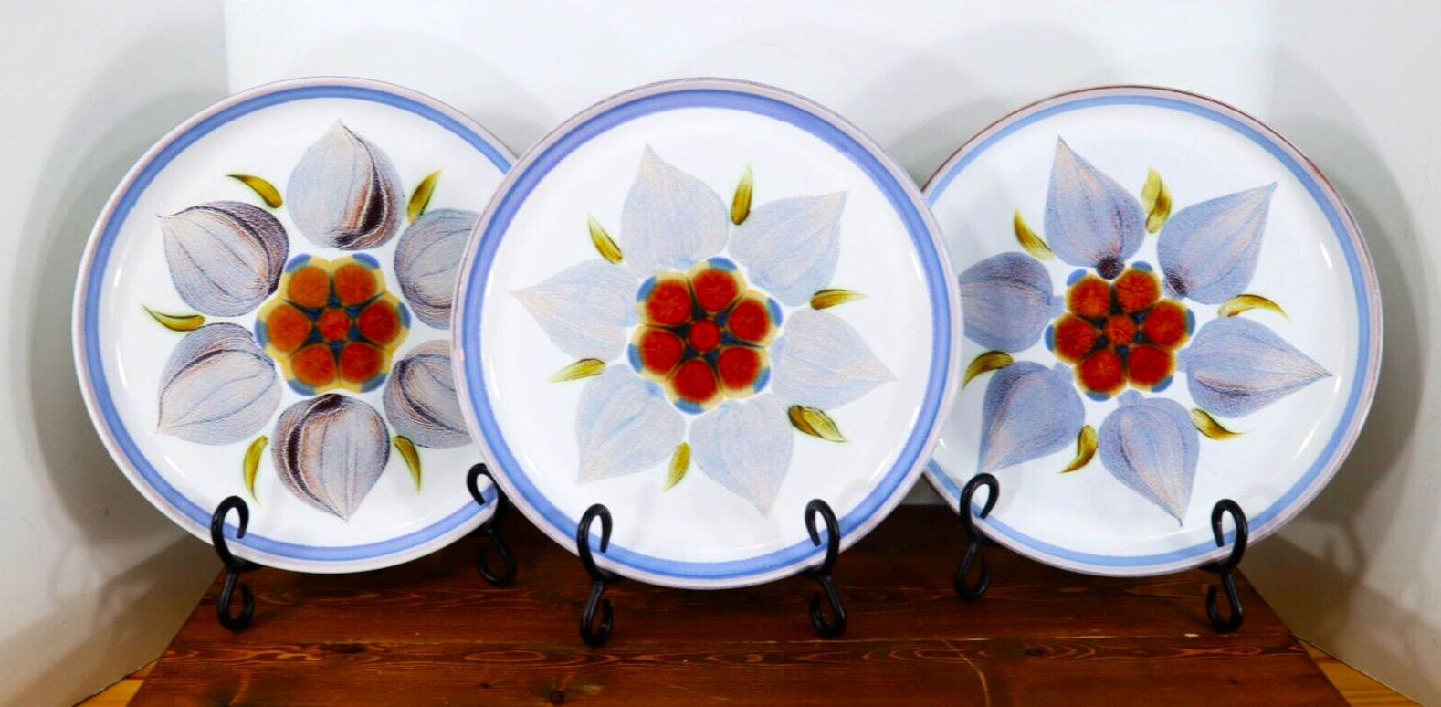 LOT of three DENBY Pottery Chatsworth Dinner Plates Fine Stoneware 10