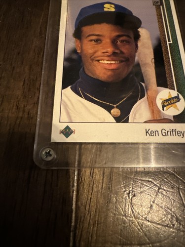 🔥Ken Griffey Jr 1989 Upper Deck #1 Star Rookie Mint Condition 🔥 - Picture 2 of 10