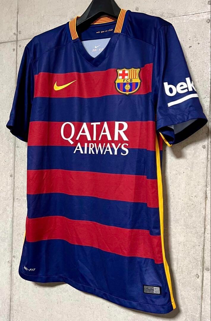 Messi 15/16 FC Barcelona #10 Home Jersey Size M Excellent