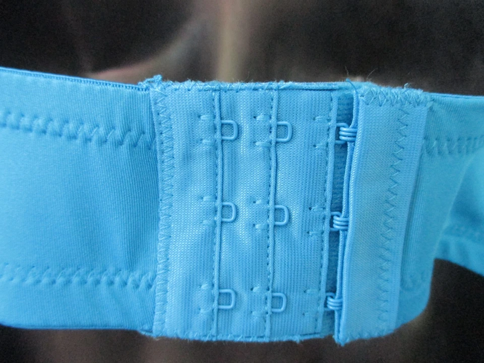 RAMPAGE~SUJETADOR CON AROS PUSH-UP FIGURA COMPLETA AZUL~Mujer 38D~NUEVO CON ETIQUETAS Foto 2 de 3