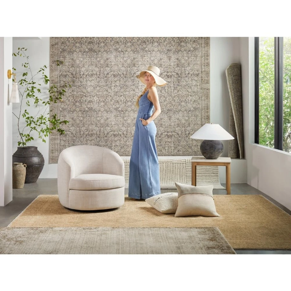 x Galey Alix Collins Avenue IV Vintage Damask Area Rug, 7'9" x 10' (8' x 10')... - Image 4 of 4