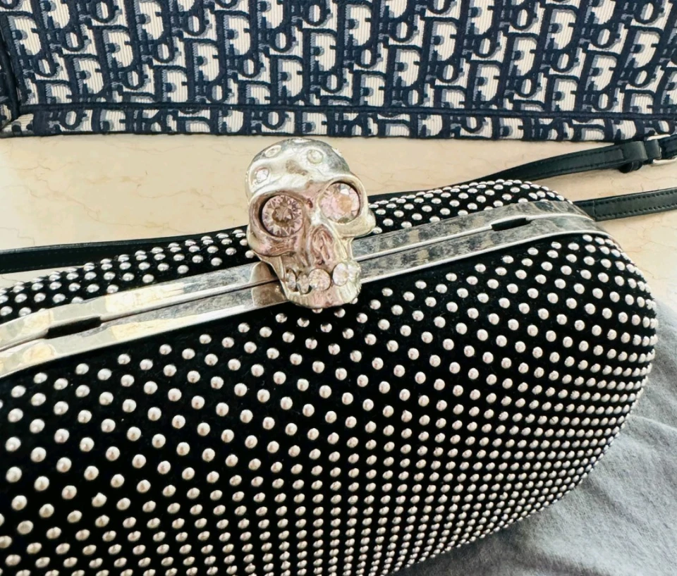 Alexander McQueen Black Studded Skull Clutch - Image 2 of 4