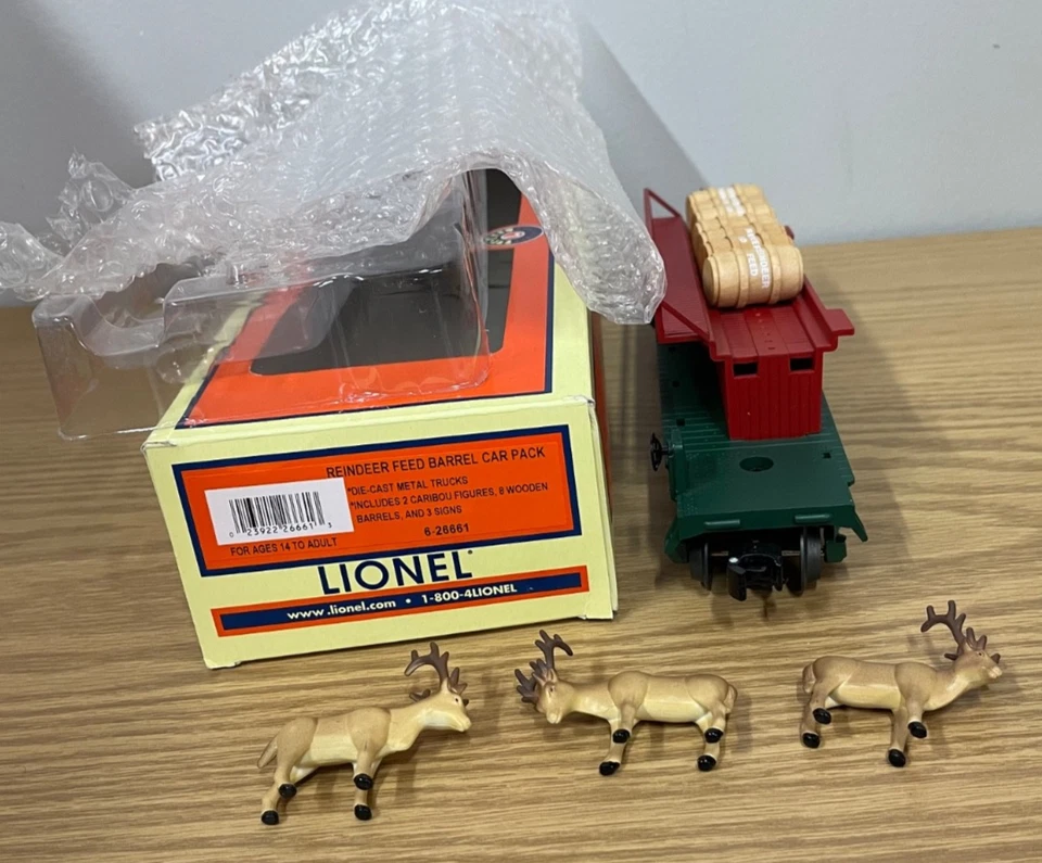 Lionel 6-26661 Christmas Santa's Express Reindeer Feed Barrel Car Train O Gauge - Image 3 of 4