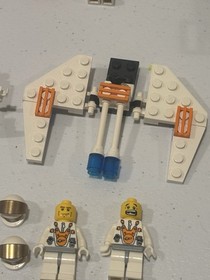 Lego 5619 Mars Mission CRYSTAL HAWK & 5616 W/ Minifigures & Manual