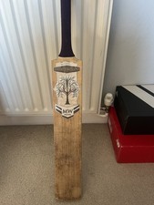 Mighty Willow Premium English Willow Pearl Short Handle Cricket Bat