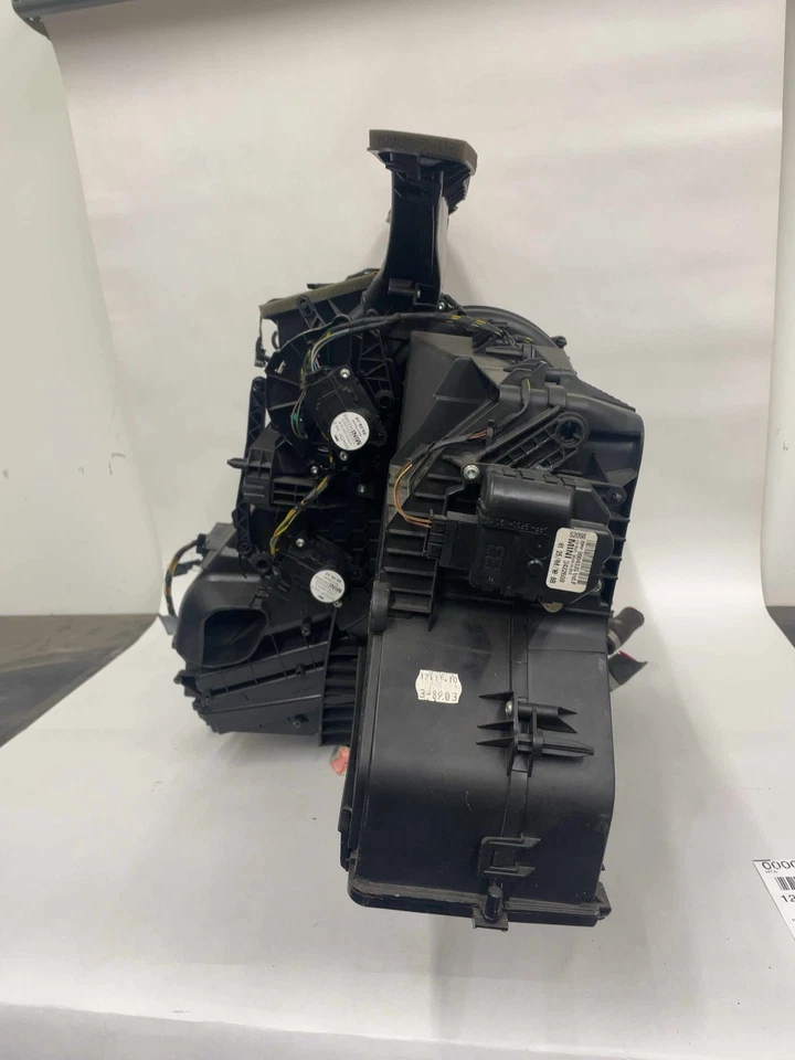 2011 Mini Cooper Countryman Heater Assembly Heater Box Assembly - Image 4 of 4