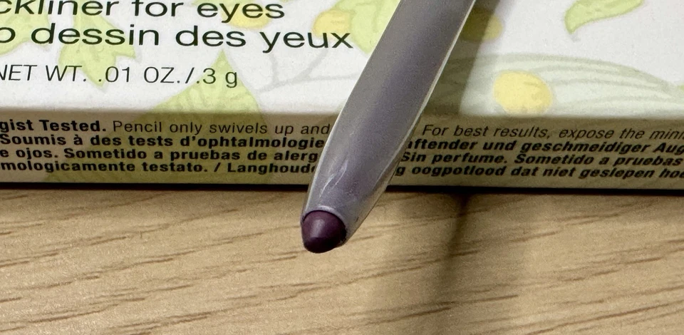 Clinique Quickliner Eyes #15 Grape Full Size Clinique Grape Eyeliner Clinique - Image 2 of 4