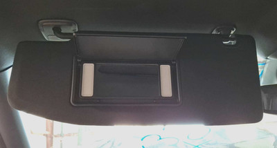 2021-2025 Jeep Grand Cherokee Left Driver Side Sun Visor OEM Black Cloth Lighted