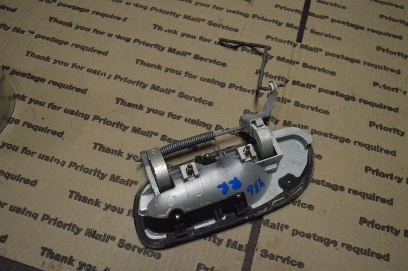 Volvo XC70 2007 manija de puerta trasera del lado derecho del pasajero verde Foto 2 de 4