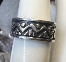 Lovely Southwestern Inlay Design 925 Sterling Silver Ring Sz 5