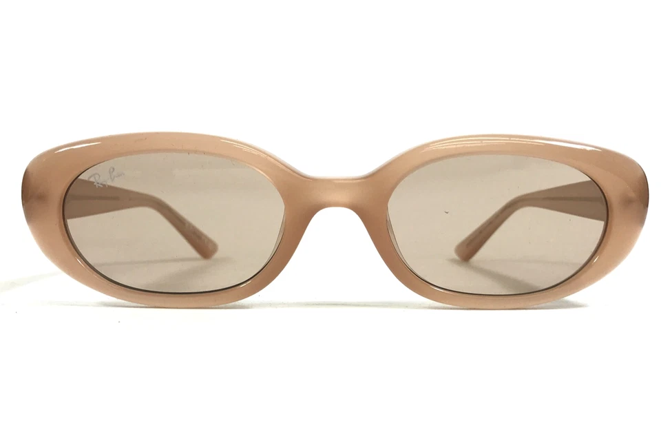 Gafas de sol Ray-Ban RB4441D 678793 monturas ovaladas beige ópalo con lentes marrón claro Foto 2 de 4