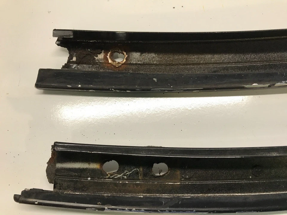 Nissan 300ZX 1985 pilar delantero cromado moldura OEM lado derecho Foto 2 de 4