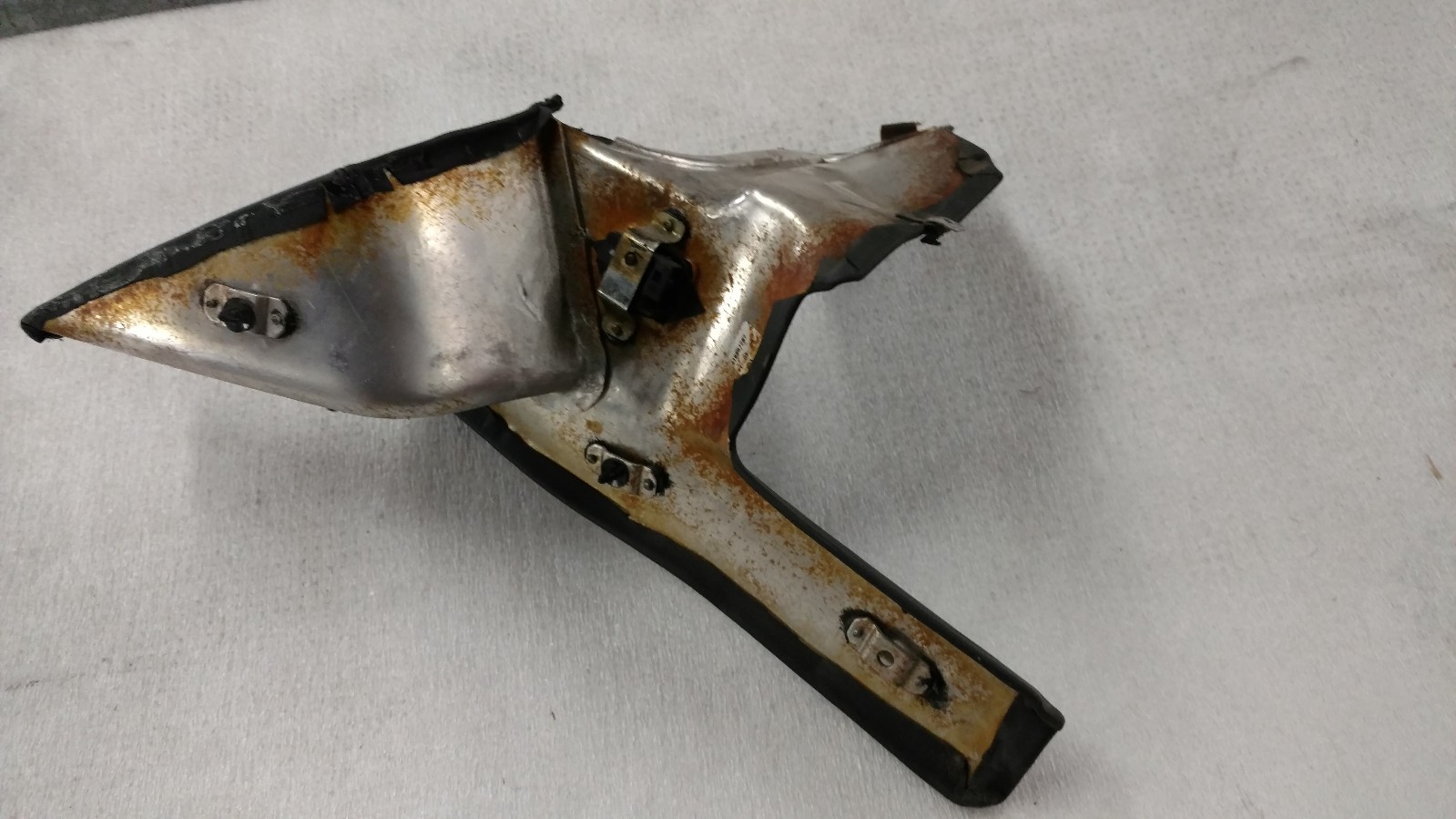 LAMBORGHINI MURCIELAGO COUPE INTERIOR LH UPPER PILLAR OEM 418868199