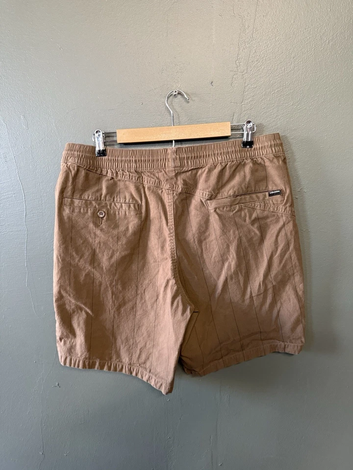 Volcom Mens Brown Chino Pullon Stretch Fit Chino Shorts Size XL w/ Drawstring - Image 2 of 3