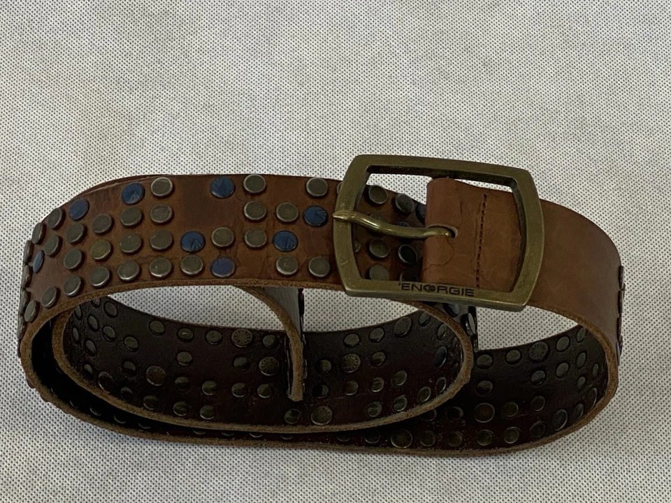 Cinturón de cuero vintage Y2K Energie con tachuelas y hebilla de metal talla para hombre talla 34 Foto 2 de 4