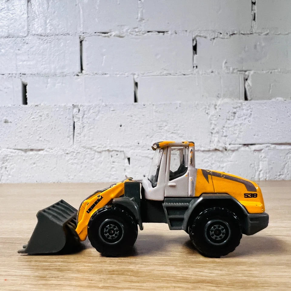 Majorette Liebherr L538 Front Loader Tractor Construction - Image 3 of 4