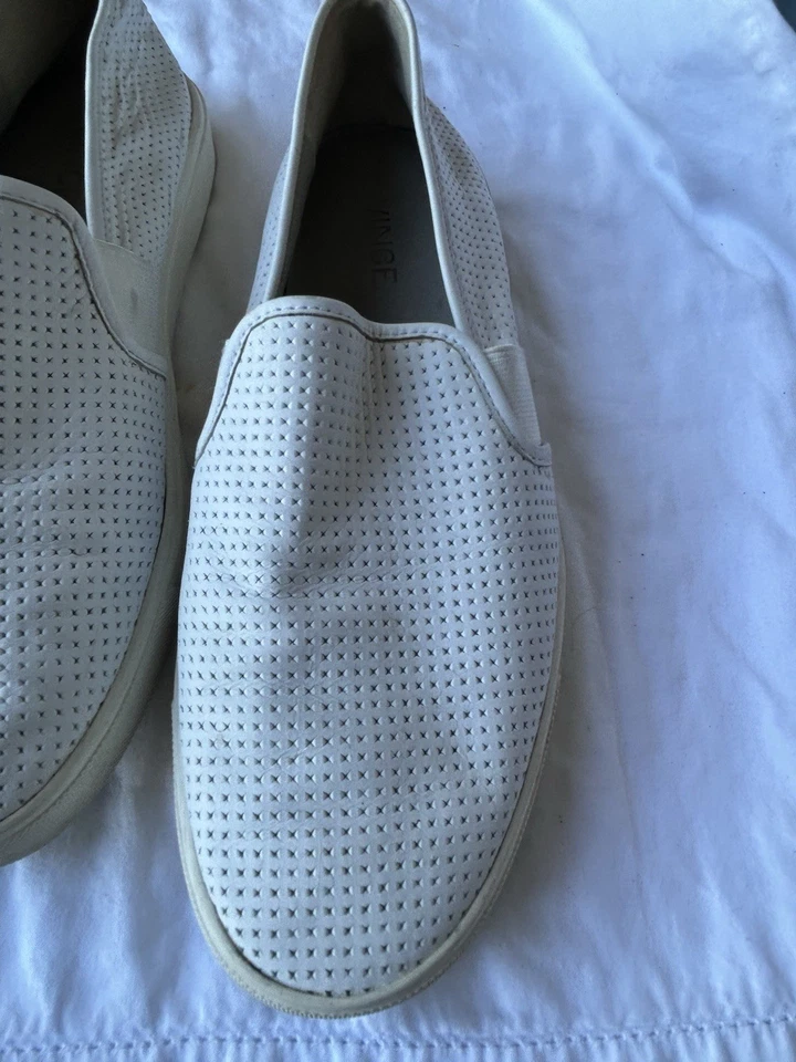 Vince Blair 女式白色穿孔皮革一脚蹬鞋 7 码 37 Ret $225 — 第 3/4 张图片