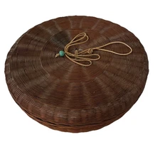 Vintage Wicker Sewing Basket With Lid Round With String/Bead 10.5” Diameter 4”H