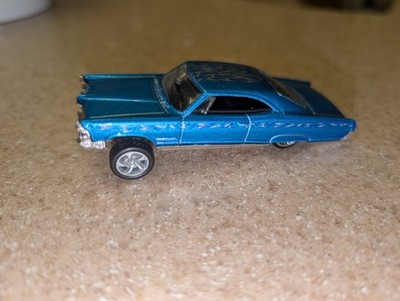 Hot wheels 1:64 Hydraulic Lift Axles Hopping Jumping Donk Custom Lowrider Swap 