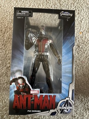 Marvel Gallery Diorama Ant-Man 9-Inch Statue (Diamond Select)