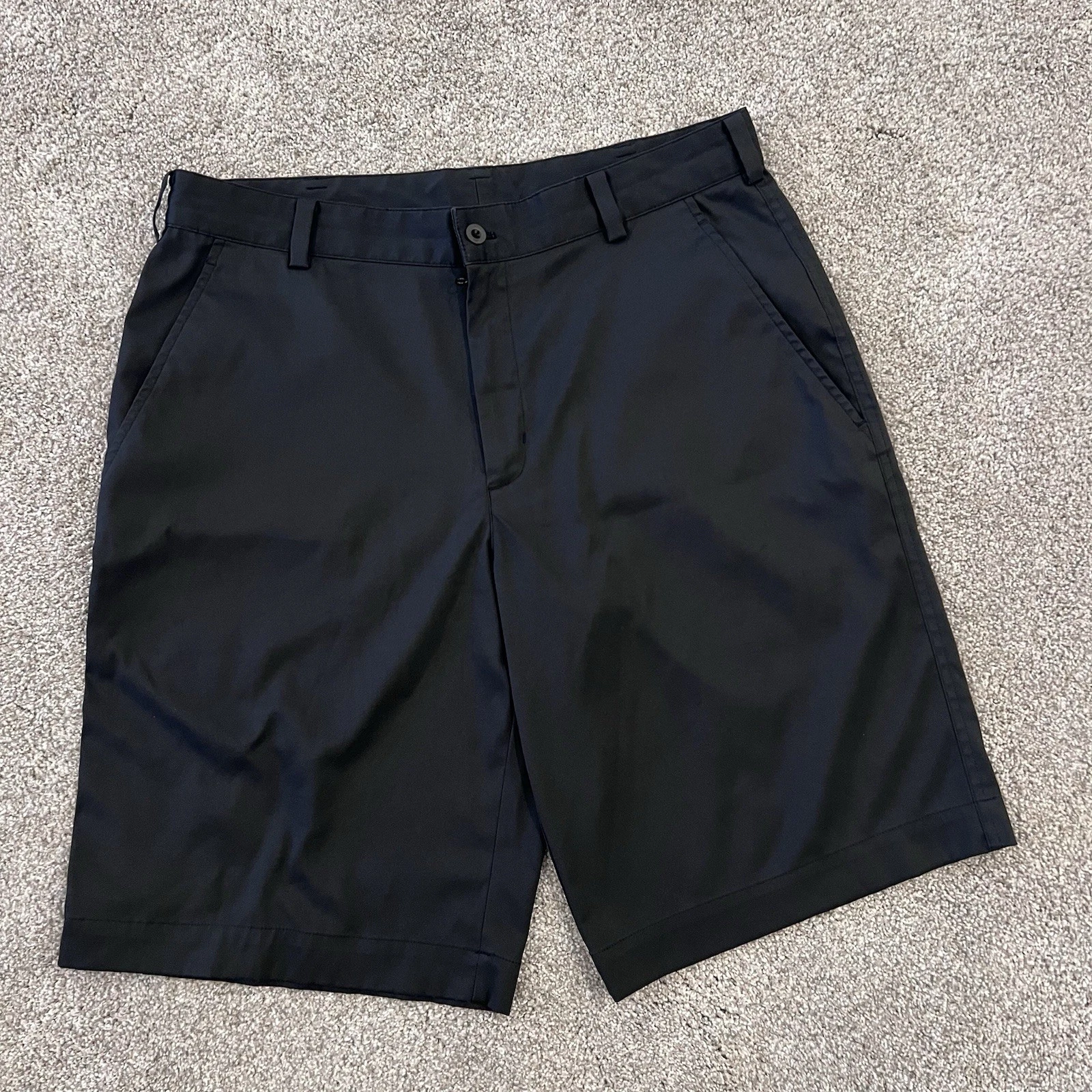 Nike Golf Dri-Fit Men’s Size 32 Medium Black Golf Outdoor Active 11” Inseam