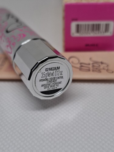 Benefit 02 MEDIUM Fake Up Hydrating Crease Control Concealer FULL SIZE 3.5g x1 - Picture 4 of 7