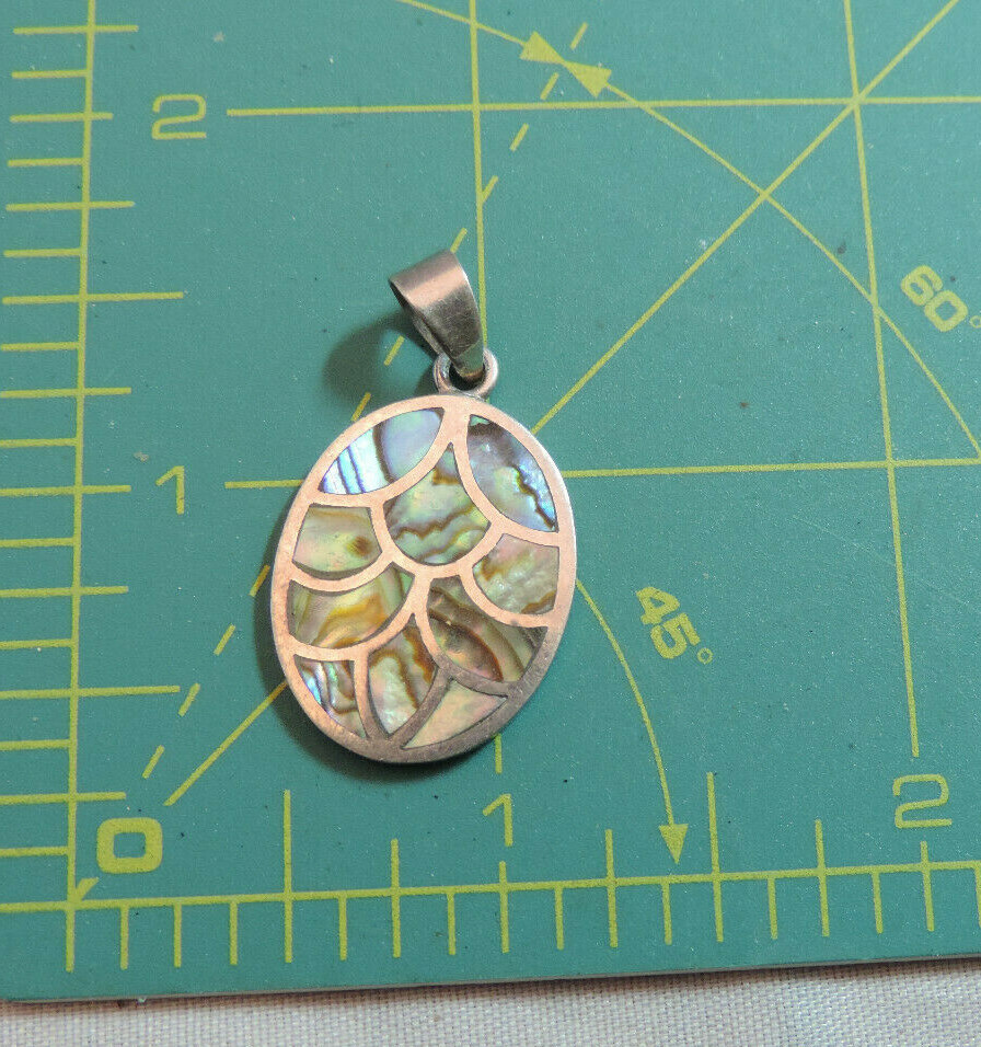 925 Sterling Silver Blue Green Abalone Shell MOP Pendant Ch 57 eBay
