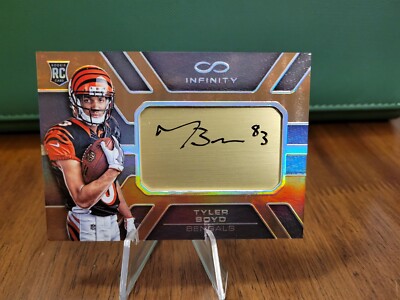 2016 Panini Infinity RPS Rookie Autographs Unique #201 Tyler Boyd 8 (Read Desc.)