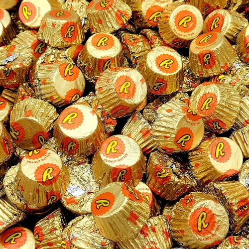 REESE'S Peanut Butter Cups, Milk Chocolate, Bulk Miniatures Candy 2 Pounds