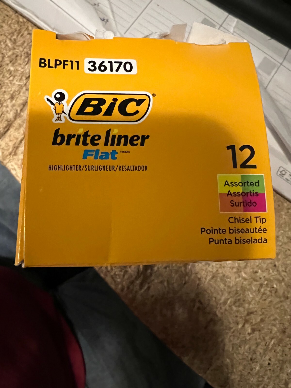 BIC ---BRITE LINER-------FLAT------HIGHLIGHTER-----12 ASSORTED 
