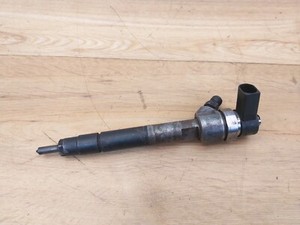 Mercedes W211 S211 270 CDI OM647 Dieseldüse Einspritzdüse Injektor A6110701187