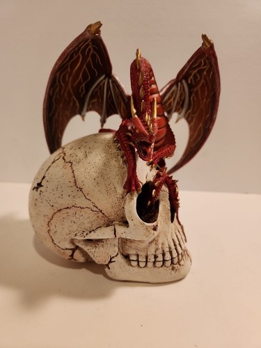 The Hamilton Collection "Mortal Doom" Dragon's Of The Dead Collection - Picture 2 of 6