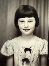 Lindo flequillo cortado de pelo Bob encontrada con fotomatón de colección años 40 preciosa niña