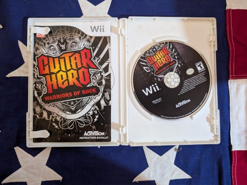 Guitar Hero: Warriors of Rock (Nintendo Wii, 2010) - CIB - Picture 2 of 3
