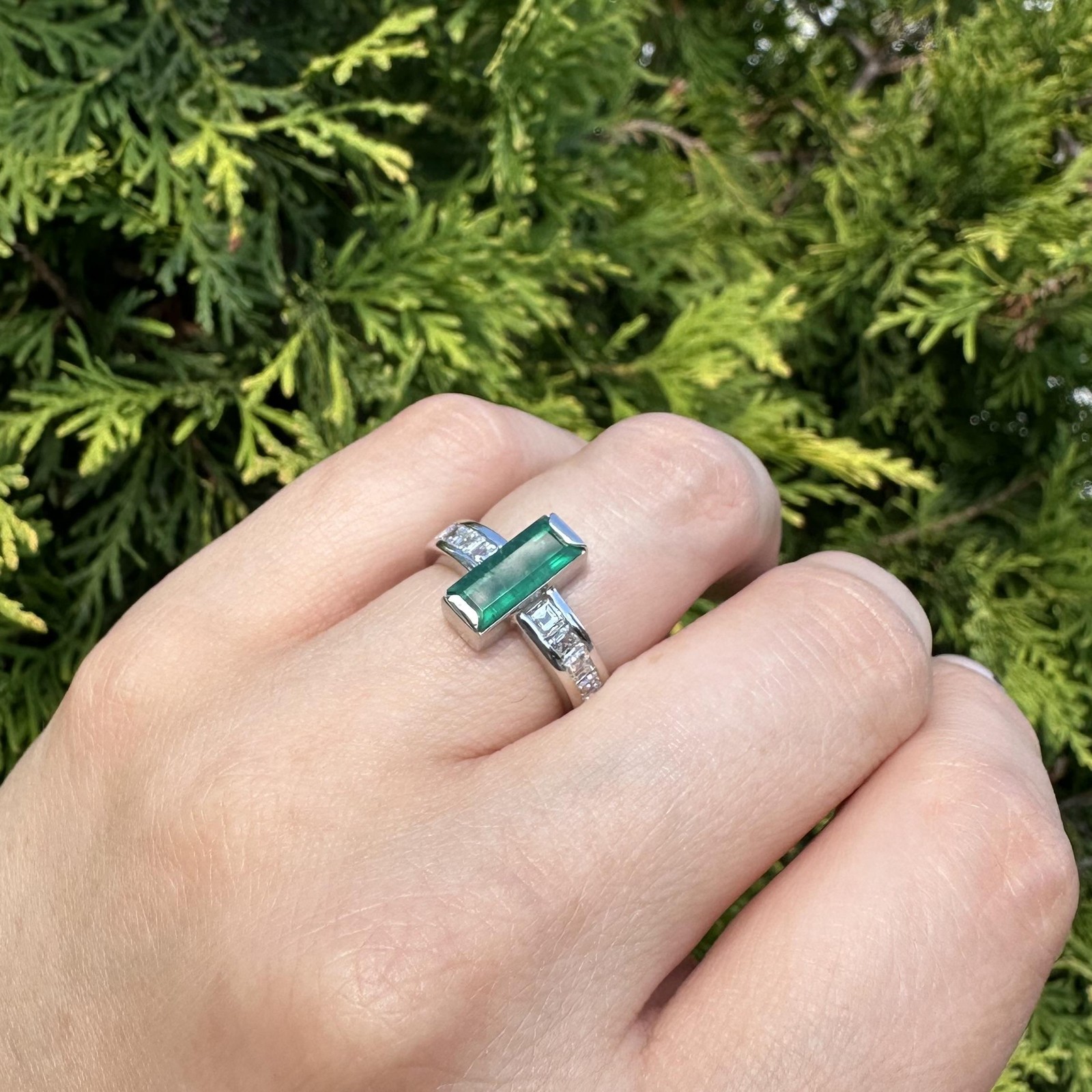 Solid Platinum 1.80ctw Long Rectangular Emerald w… - image 12