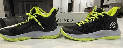 Size 9 - Under Armour Curry 3Z6 Black Green