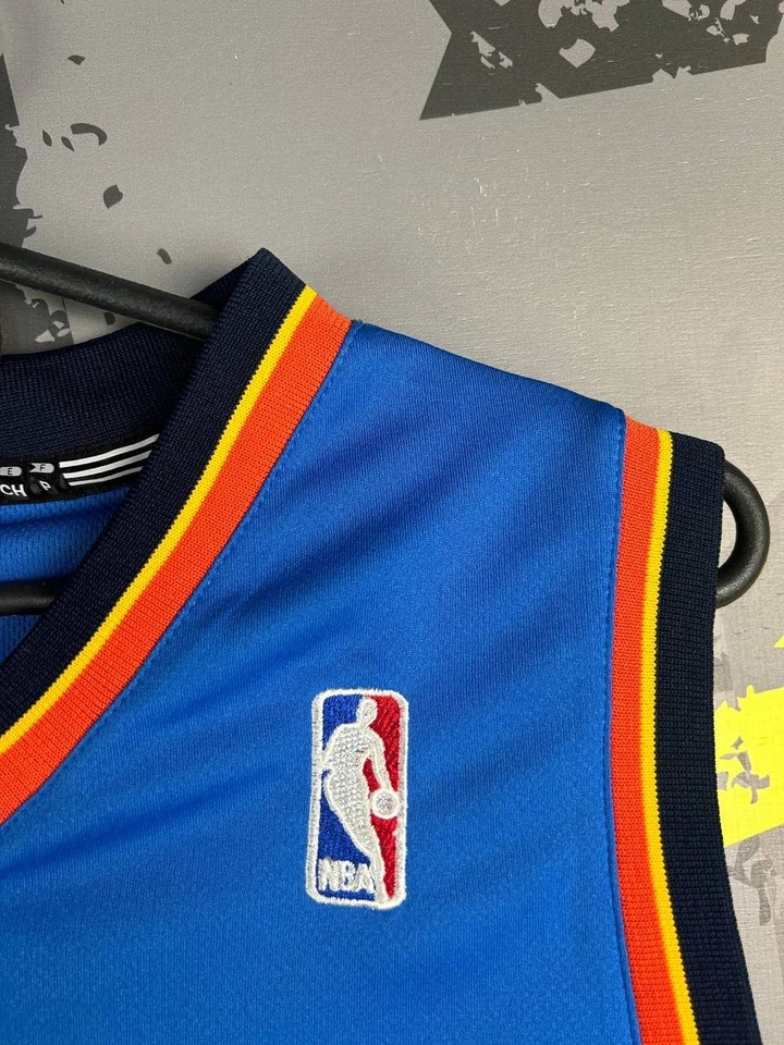 Camiseta de baloncesto Durant Oklahoma City NBA Adidas talla joven S ig93 Foto 3 de 4