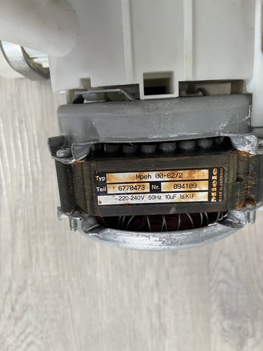 Miele Umwälzpumpe Pumpe Heizpumpe Geschirrspüler HG03