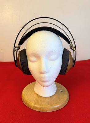 Meze 99 Classics Closed Over-Ear Headphones - Walnut Silver (Read Description