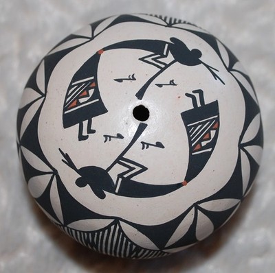 Acoma Seed Jar, Fine Line paint w/ Kokopelli-3.25 tall-3.25 diameter-V. Seymour