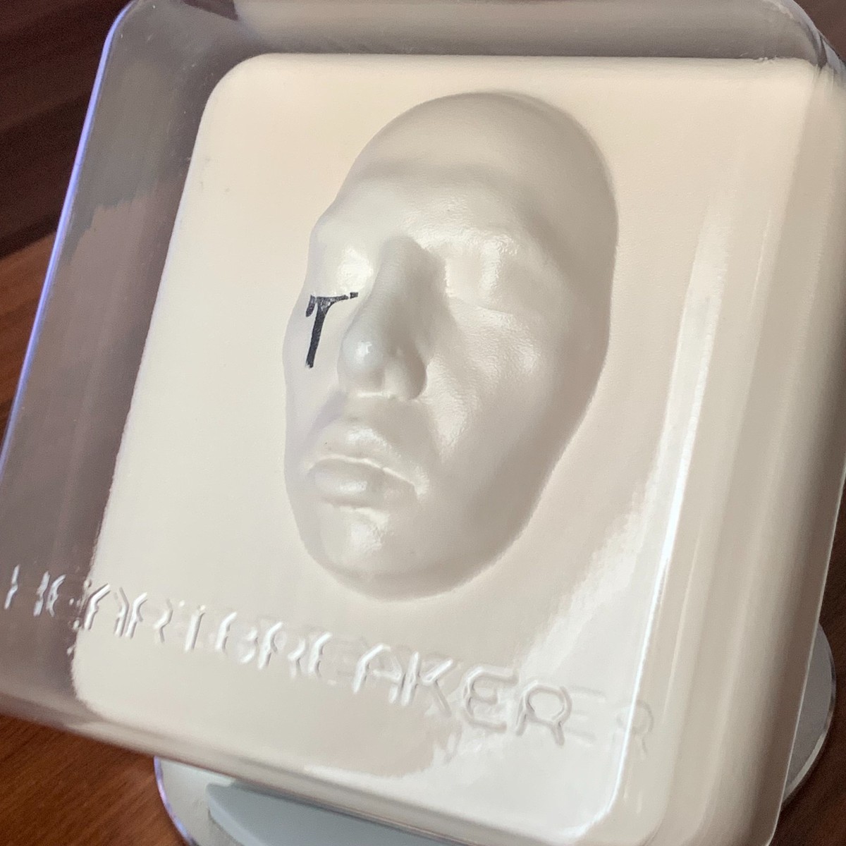 G-DRAGON BIGBANG Heartbreaker Limited Edition 3D Face K-pop