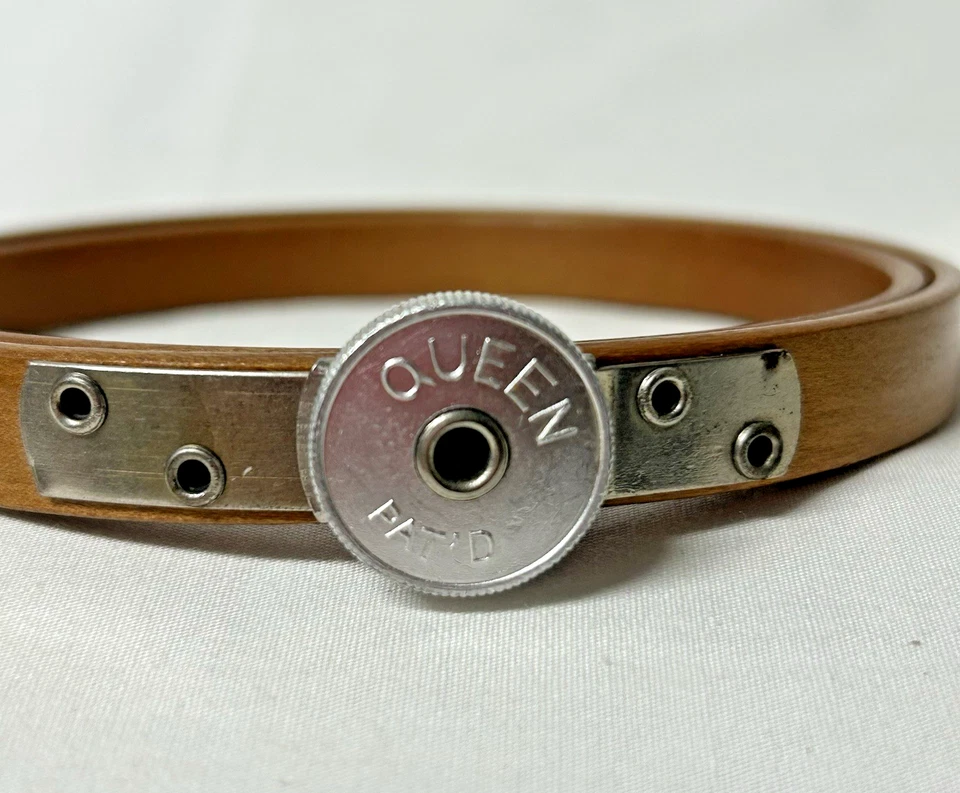 Lot of 2 Antique QUEEN Tension Wheel 4" Embroidery Hoops 1 Wood & 1 Metal - Image 2 of 4