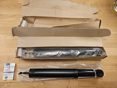 NEW&UNUSED ECCPP Shock Absorbers Lot of 2 Front Rear Gas Shocks 053254JB