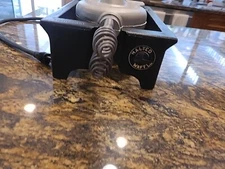 CARBON'S GOLDEN MALT WAFFLE MAKER, RUGGED FS CARBON USA, FAST COMMERCIAL, 110v