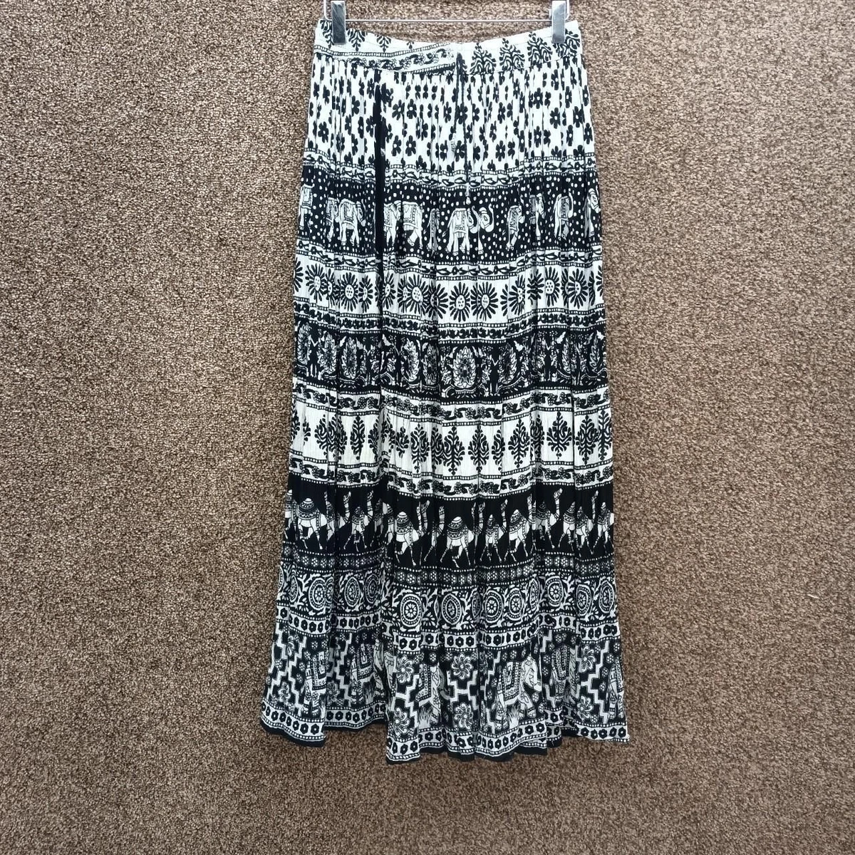 Ivory chiffon maxi outlet skirt